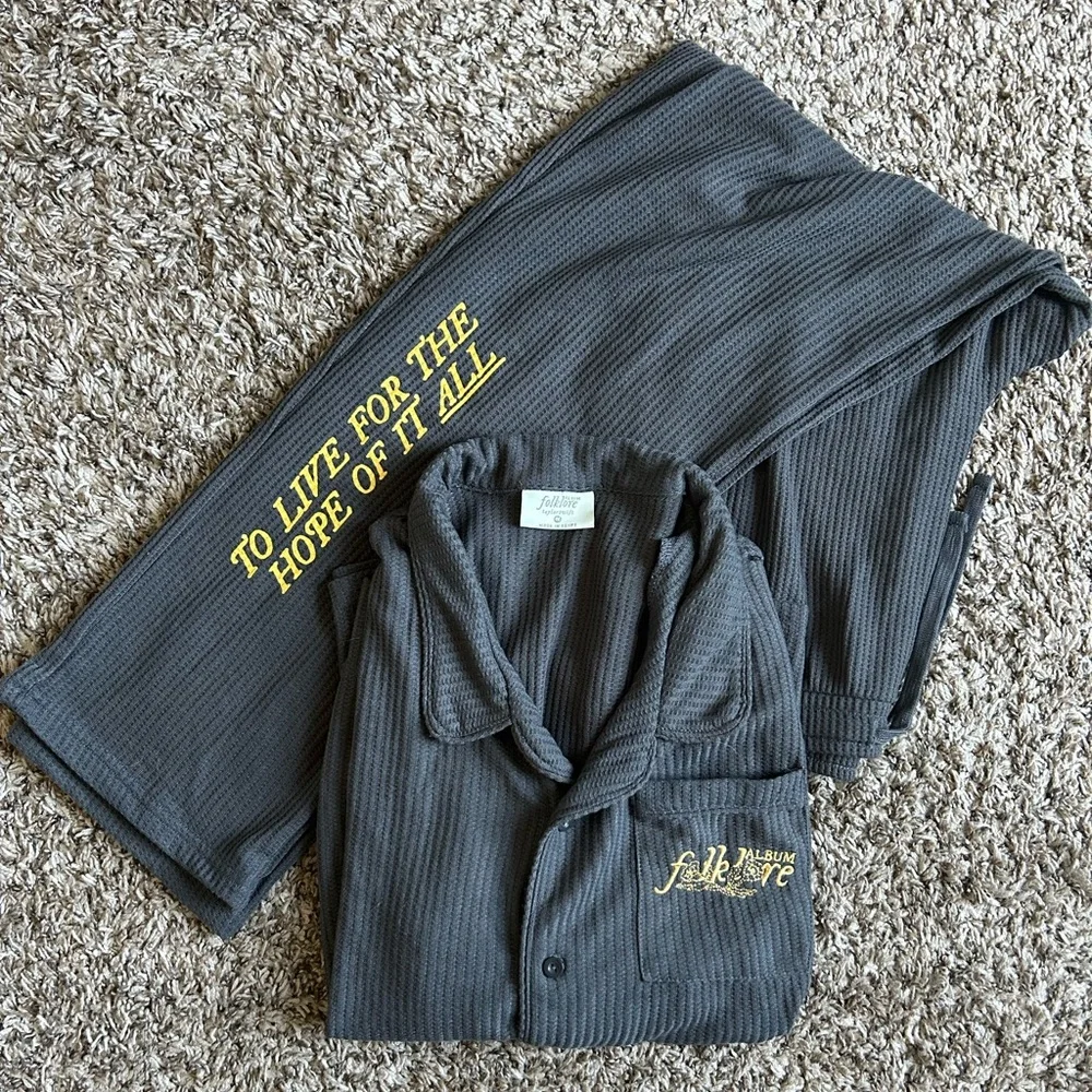 Taylor Swift Folklore Album Gray Pajama Set - Picture 1 of 11